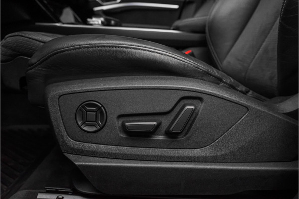 Audi Q8 e-tron 50 Quattro S Edition 95 kWh Pano Leder Luchtvering 21" Audi Q8 e-tron 50 Quattro S Edition 95 kWh Pano Leder Luchtvering 21"