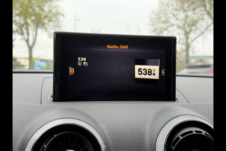 Audi A3 Limousine Aut. 35 TFSI CoD S-Line | Navi | Virtual | Xenon |