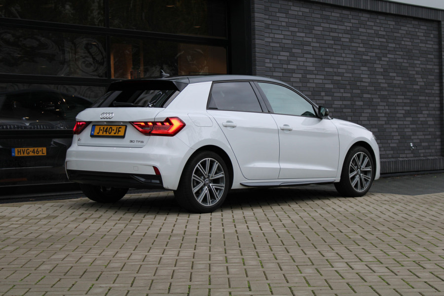 Audi A1 Sportback 30 TFSI epic | NAP! | AUTOMAAT | STOELVERWARMING | VIRTUAL | CARPLAY | Audi A1 Sportback 30 TFSI epic | NAP! | AUTOMAAT | STOELVERWARMING | VIRTUAL | CARPLAY |