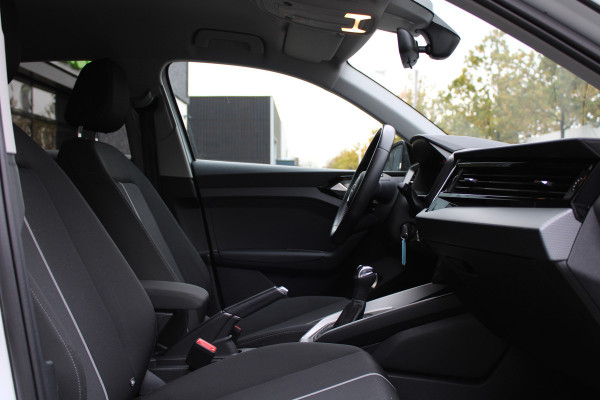 Audi A1 Sportback 30 TFSI epic | NAP! | AUTOMAAT | STOELVERWARMING | VIRTUAL | CARPLAY | Audi A1 Sportback 30 TFSI epic | NAP! | AUTOMAAT | STOELVERWARMING | VIRTUAL | CARPLAY |