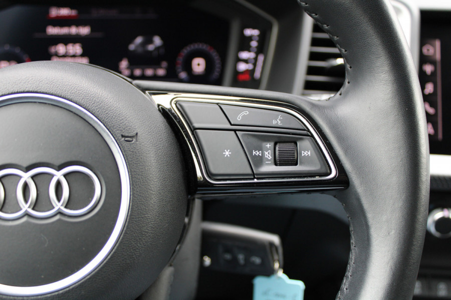 Audi A1 Sportback 30 TFSI epic | NAP! | AUTOMAAT | STOELVERWARMING | VIRTUAL | CARPLAY | Audi A1 Sportback 30 TFSI epic | NAP! | AUTOMAAT | STOELVERWARMING | VIRTUAL | CARPLAY |