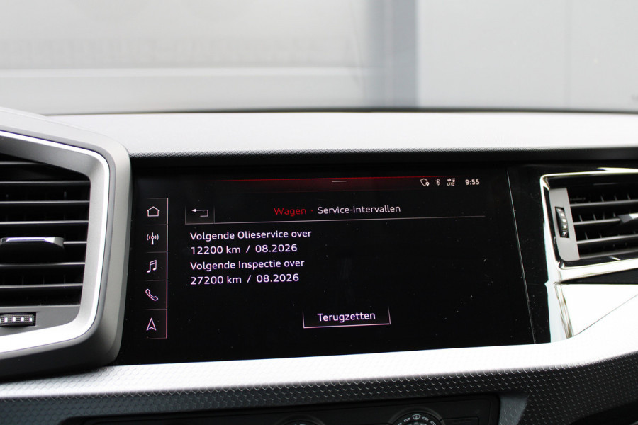 Audi A1 Sportback 30 TFSI epic | NAP! | AUTOMAAT | STOELVERWARMING | VIRTUAL | CARPLAY | Audi A1 Sportback 30 TFSI epic | NAP! | AUTOMAAT | STOELVERWARMING | VIRTUAL | CARPLAY |