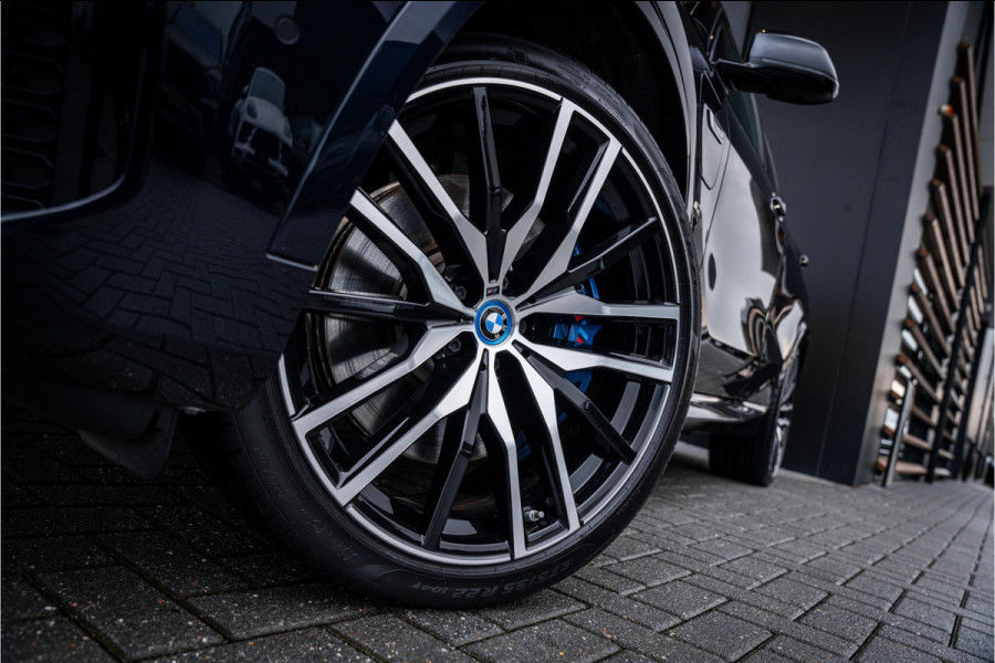 BMW X5 xDrive45e High Executive - M Sport | Memory | ACC | Luchtvering
