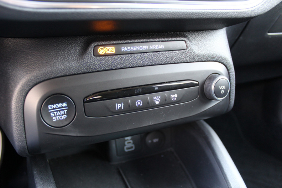 Ford Focus 1.0 EcoBoost Hybrid 125PK Active | Adaptieve Cruis | BLIS | Led | Navigatie | Winterpack Actieweken 1 t/m 15 november!