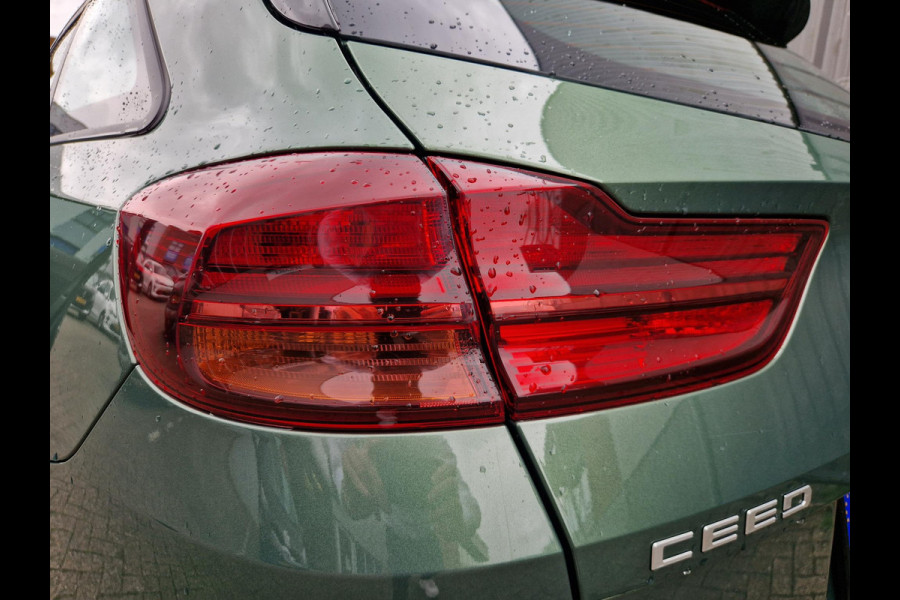 Kia Ceed Sportswagon 1.0 T-GDi ComfortLine | Climate | Navi | Cruise | Parkeersensoren | Lichtsensor | Camera |