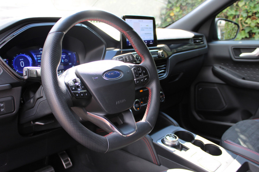 Ford Kuga 2.5 PHEV ST-Line X | Panoramadak | Trekhaak | BLIS | B&O | Head-up | Winterpack Ford Kuga 2.5 PHEV ST-Line X | Panoramadak | Trekhaak | BLIS | B&O | Head-up | Winterpack