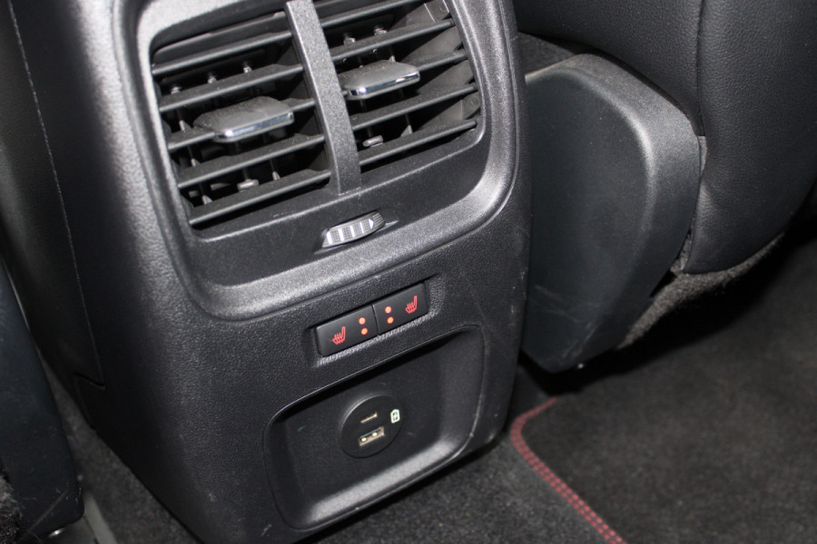 Ford Kuga 2.5 PHEV ST-Line X | Panoramadak | Trekhaak | BLIS | B&O | Head-up | Winterpack Ford Kuga 2.5 PHEV ST-Line X | Panoramadak | Trekhaak | BLIS | B&O | Head-up | Winterpack