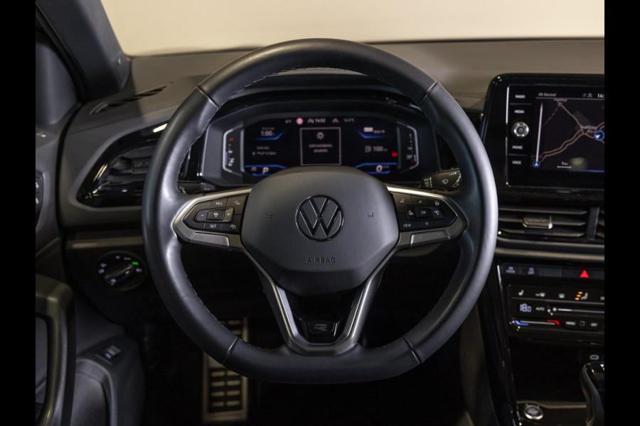 Volkswagen T-Roc 1.5 TSI R-Line Business / 150pk / Panorama dak / Beats / Stoel en stuurverwarming /