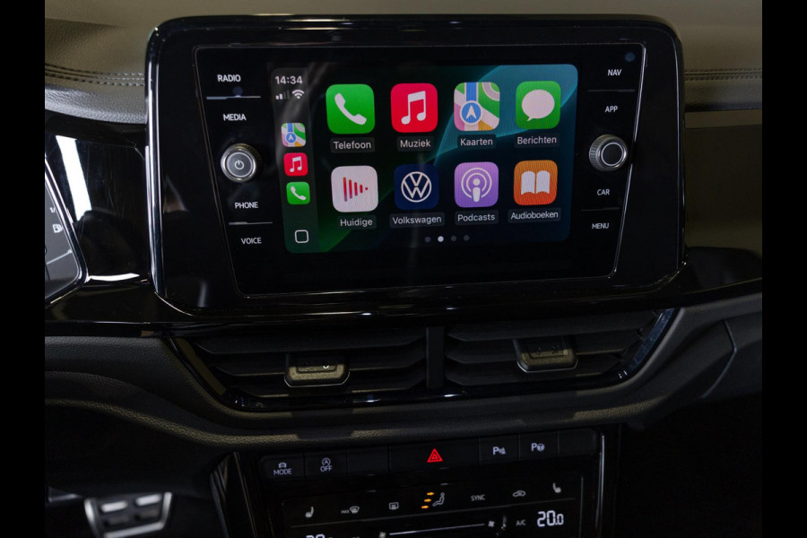 Volkswagen T-Roc 1.5 TSI R-Line Business / 150pk / Panorama dak / Beats / Stoel en stuurverwarming /