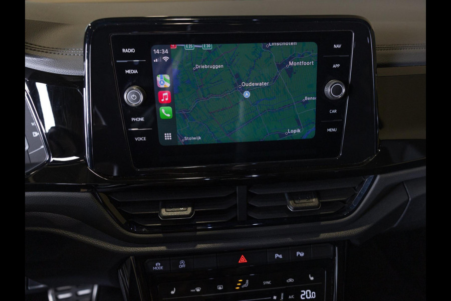 Volkswagen T-Roc 1.5 TSI R-Line Business / 150pk / Panorama dak / Beats / Stoel en stuurverwarming /