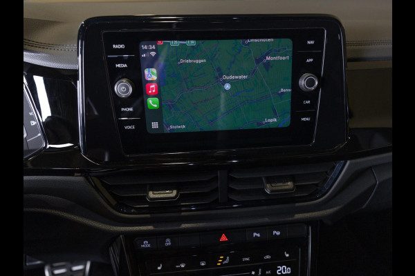 Volkswagen T-Roc 1.5 TSI R-Line Business / 150pk / Panorama dak / Beats / Stoel en stuurverwarming /