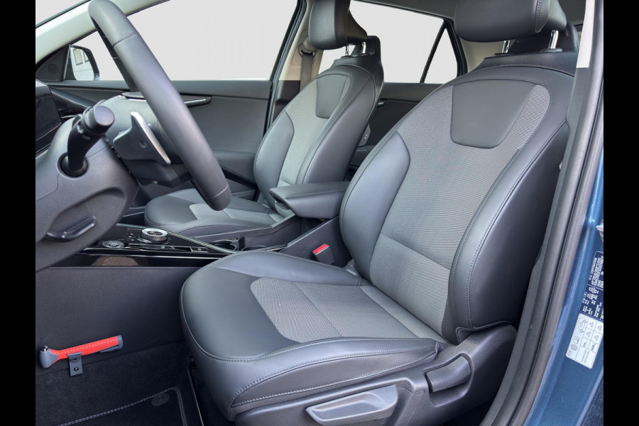 Kia Niro 1.6 GDi Hybrid DynamicLine Climate Control | Automaat | Adapt. Cruise | Navi | Carplay/Android Auto | Half-Leder | Camera | Navi |