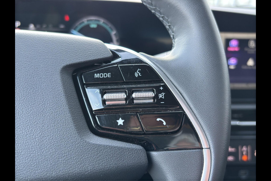 Kia Niro 1.6 GDi Hybrid DynamicLine Climate Control | Automaat | Adapt. Cruise | Navi | Carplay/Android Auto | Half-Leder | Camera | Navi |