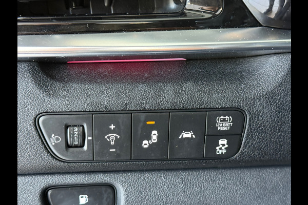 Kia Niro 1.6 GDi Hybrid ExecutiveLine Schuifdak|Stoelventilatie|Keyless|Trekhaak