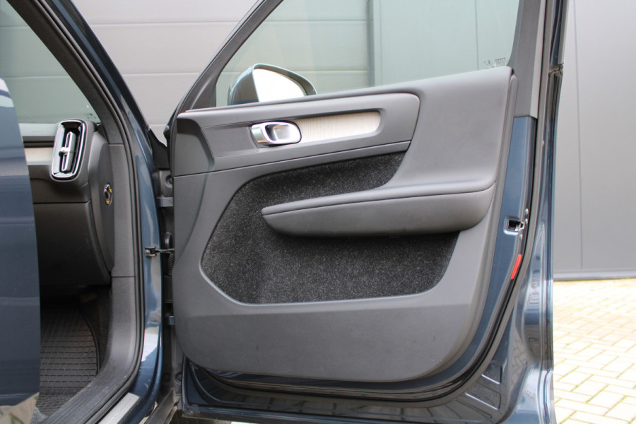 Volvo XC40 2.0 T4 Inscription | NAP! | PANO | ACC | 360 | ACHTERBANK VERWARMD | ELEK.TREKHAAK | Volvo XC40 2.0 T4 Inscription | NAP! | PANO | ACC | 360 | ACHTERBANK VERWARMD | ELEK.TREKHAAK |