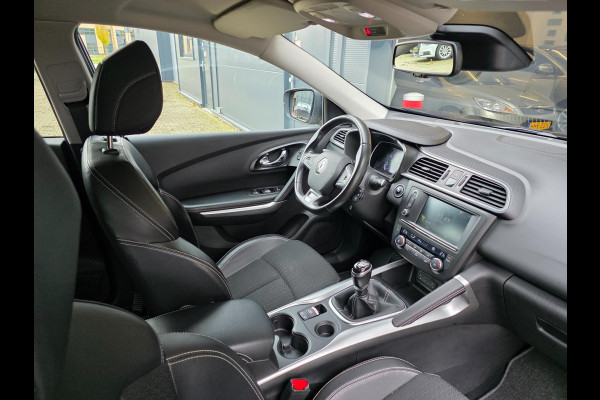 Renault Kadjar 1.2 TCe Bose / CARPLAY / CAMERA / KEYLESS / ALL-SEASONS / NWE VOORBANDEN / NWE OH.BEURT / RESERVEBAND / GARANTIE !