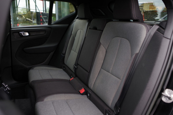 Volvo XC40 1.5 T4 211 PK Recharge Inscription Expression PHEV, Carplay, Camera