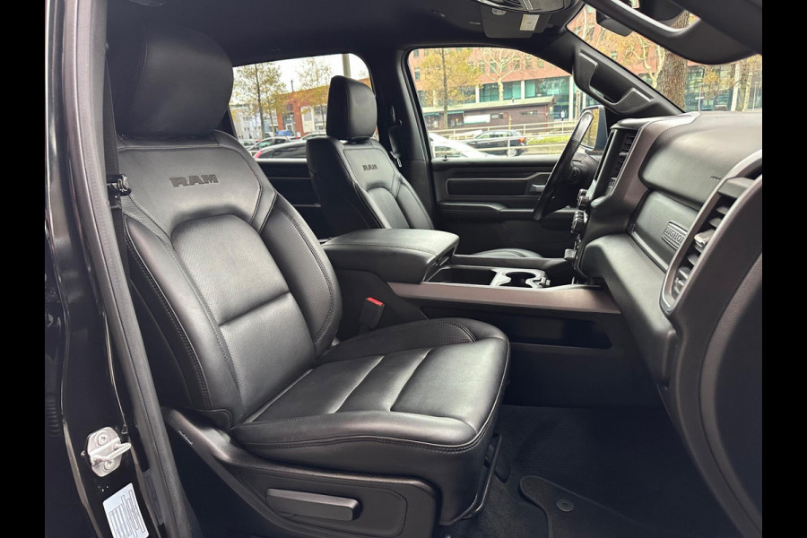 Dodge Ram 1500 5.7 V8 4x4 Crew Cab Big Horn