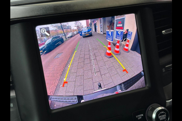 Dodge Ram 1500 5.7 V8 4x4 Crew Cab Big Horn