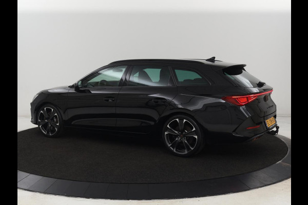 CUPRA Leon 1.4 eHybrid | 245pk | Trekhaak | Stoel & stuurverwarming | Camera | Carplay | Adaptive cruise | Navigatie | Sfeerverlichting | Full LED | Keyless | Sportstoelen | PHEV | Plug In CUPRA Leon 1.4 eHybrid | 245pk | Trekhaak | Stoel & stuurverwarming | Camera | Carplay | Adaptive cruise | Navigatie | Sfeerverlichting | Full LED | Keyless | Sportstoelen | PHEV | Plug In