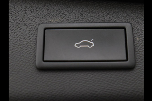 CUPRA Leon 1.4 eHybrid | 245pk | Trekhaak | Stoel & stuurverwarming | Camera | Carplay | Adaptive cruise | Navigatie | Sfeerverlichting | Full LED | Keyless | Sportstoelen | PHEV | Plug In CUPRA Leon 1.4 eHybrid | 245pk | Trekhaak | Stoel & stuurverwarming | Camera | Carplay | Adaptive cruise | Navigatie | Sfeerverlichting | Full LED | Keyless | Sportstoelen | PHEV | Plug In