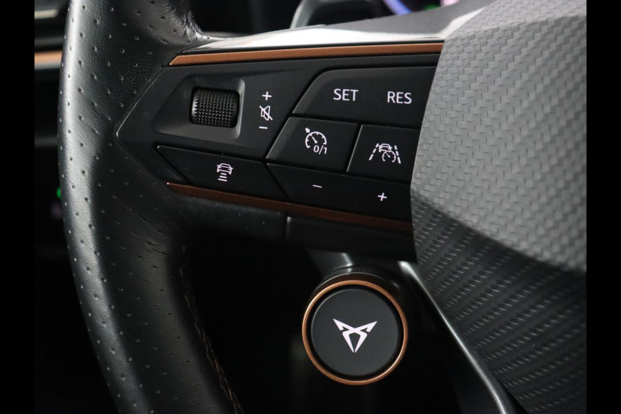 CUPRA Leon 1.4 eHybrid | 245pk | Trekhaak | Stoel & stuurverwarming | Camera | Carplay | Adaptive cruise | Navigatie | Sfeerverlichting | Full LED | Keyless | Sportstoelen | PHEV | Plug In CUPRA Leon 1.4 eHybrid | 245pk | Trekhaak | Stoel & stuurverwarming | Camera | Carplay | Adaptive cruise | Navigatie | Sfeerverlichting | Full LED | Keyless | Sportstoelen | PHEV | Plug In