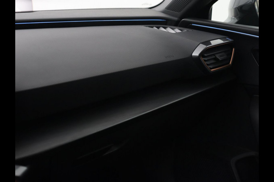 CUPRA Leon 1.4 eHybrid | 245pk | Trekhaak | Stoel & stuurverwarming | Camera | Carplay | Adaptive cruise | Navigatie | Sfeerverlichting | Full LED | Keyless | Sportstoelen | PHEV | Plug In CUPRA Leon 1.4 eHybrid | 245pk | Trekhaak | Stoel & stuurverwarming | Camera | Carplay | Adaptive cruise | Navigatie | Sfeerverlichting | Full LED | Keyless | Sportstoelen | PHEV | Plug In