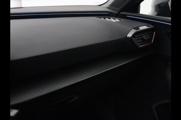 CUPRA Leon 1.4 eHybrid | 245pk | Trekhaak | Stoel & stuurverwarming | Camera | Carplay | Adaptive cruise | Navigatie | Sfeerverlichting | Full LED | Keyless | Sportstoelen | PHEV | Plug In CUPRA Leon 1.4 eHybrid | 245pk | Trekhaak | Stoel & stuurverwarming | Camera | Carplay | Adaptive cruise | Navigatie | Sfeerverlichting | Full LED | Keyless | Sportstoelen | PHEV | Plug In