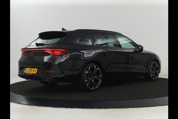 CUPRA Leon 1.4 eHybrid | 245pk | Trekhaak | Stoel & stuurverwarming | Camera | Carplay | Adaptive cruise | Navigatie | Sfeerverlichting | Full LED | Keyless | Sportstoelen | PHEV | Plug In CUPRA Leon 1.4 eHybrid | 245pk | Trekhaak | Stoel & stuurverwarming | Camera | Carplay | Adaptive cruise | Navigatie | Sfeerverlichting | Full LED | Keyless | Sportstoelen | PHEV | Plug In