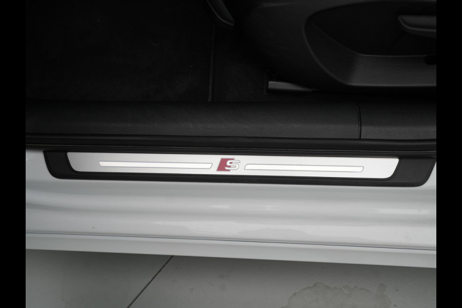 Audi A3 Sportback 35 TFSI CoD 150pk S-Tronic Sport S-Line Edition Navigatie Pdc Led Clima 293 Audi A3 Sportback 35 TFSI CoD 150pk S-Tronic Sport S-Line Edition Navigatie Pdc Led Clima 293