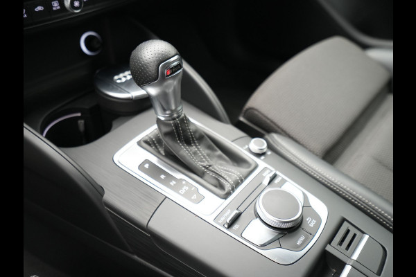 Audi A3 Sportback 35 TFSI CoD 150pk S-Tronic Sport S-Line Edition Navigatie Pdc Led Clima 293 Audi A3 Sportback 35 TFSI CoD 150pk S-Tronic Sport S-Line Edition Navigatie Pdc Led Clima 293