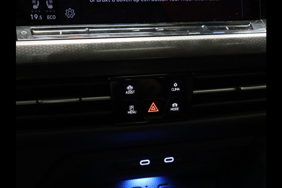 Volkswagen Golf 1.4 eHybrid GTE [MEMORY SEATS, SPORT INTERIEUR, KANTELDAK, APPLE CARPLAY, ANDROID, ADAPTIVE CRUISE, CAMERA, VOL LEDER, STOELVERKOELING, STOELVERWARMING, PDC V+A, NIEUWSTAAT]