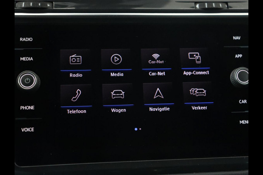 Volkswagen Tiguan 1.5 TSI R Line | Panoramadak | Trekhaak | Stoelverwarming | Camera | Adaptive cruise | Virtual Cockpit | 19'' | Carplay | Park Assist | Navigatie | Full LED