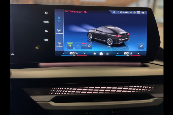 BMW 2 Serie Gran Coupé M235i xDrive 306 PK |M-sport Pro | Keyless | Harman/Kardon | Camera | schaalstoelen