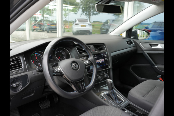 Volkswagen e-Golf E-DITION | Navigatie | Climate Control | ACC | Stoelverwarming