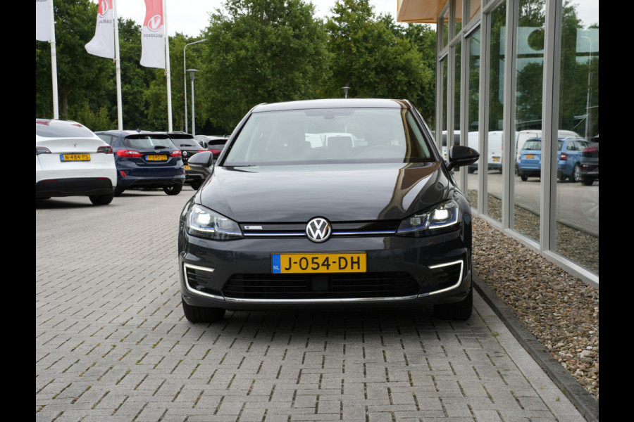 Volkswagen e-Golf E-DITION | Navigatie | Climate Control | ACC | Stoelverwarming