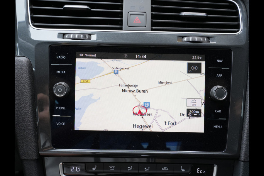 Volkswagen e-Golf E-DITION | Navigatie | Climate Control | ACC | Stoelverwarming