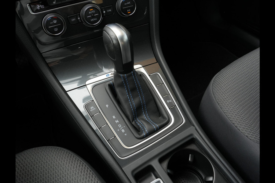 Volkswagen e-Golf E-DITION | Navigatie | Climate Control | ACC | Stoelverwarming