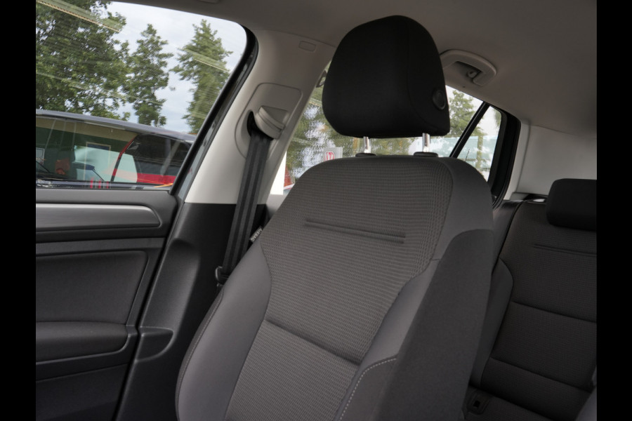 Volkswagen e-Golf E-DITION | Navigatie | Climate Control | ACC | Stoelverwarming