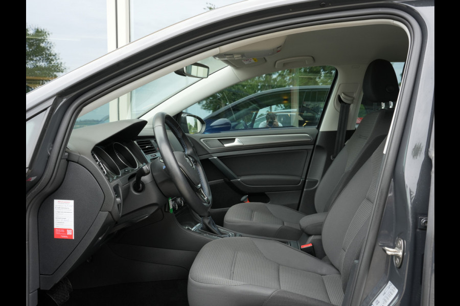 Volkswagen e-Golf E-DITION | Navigatie | Climate Control | ACC | Stoelverwarming