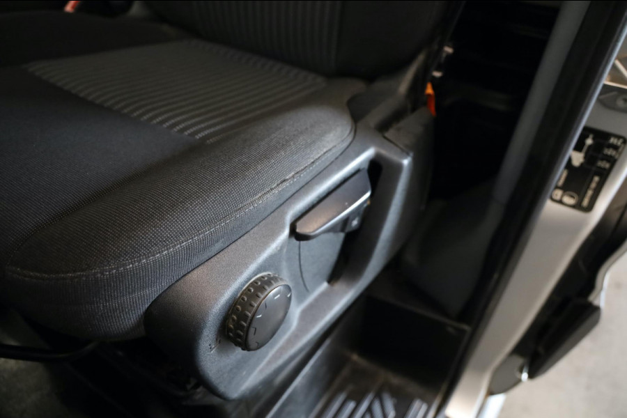 Ford Transit 330 2.0 TDCI L2/H2 AIRCO CRUISE CONTROL DUBB SCHUIFDEUR TREKHAAK PDC 131PK LEASE V/A €111,- p.m. INRUIL MOGELIJK