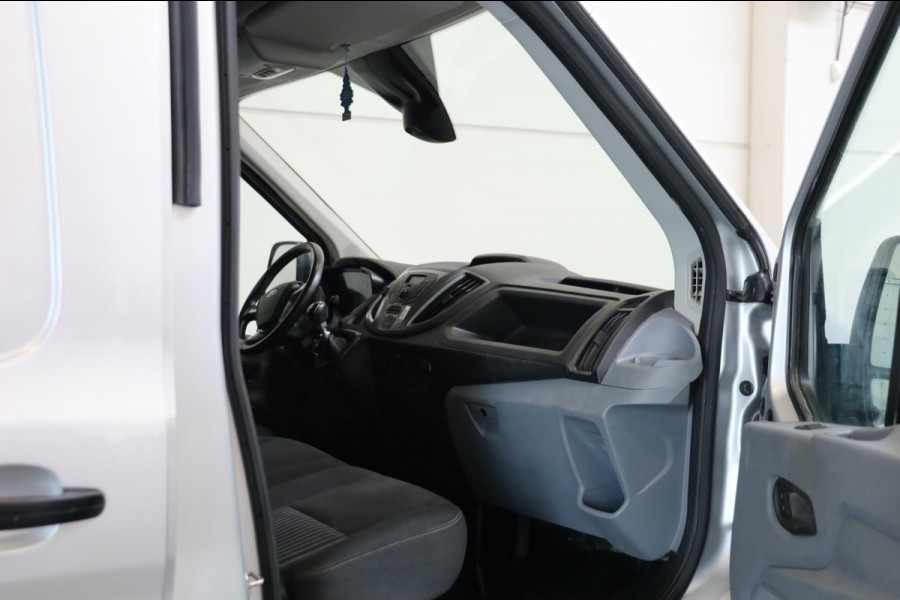 Ford Transit 330 2.0 TDCI L2/H2 AIRCO CRUISE CONTROL DUBB SCHUIFDEUR TREKHAAK PDC 131PK LEASE V/A €111,- p.m. INRUIL MOGELIJK