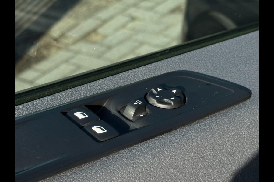 Citroën Jumpy 2.0 BlueHDI 120 XL Club TREKHAAK / 1E EIGENAAR / CAMERA / 3-ZITTER / CARPLAY / CRUISE / LAADVLOER / DAKDRAGERS