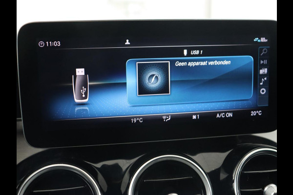 Mercedes-Benz C-Klasse 300de AMG | Trekhaak | Stoelverwarming | Carplay | Leder/Alcantara | Full LED | Navigatie | Camera | Park Assist | Climate control | PHEV | Plug In