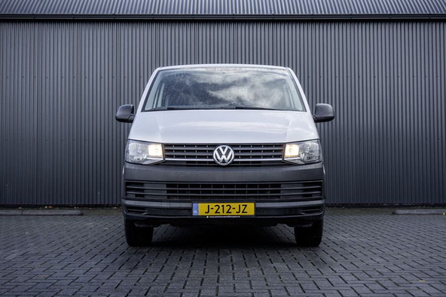 Volkswagen Transporter T6 Kombi 2.0TDI L2H1 | 9-Persoons | Incl. btw en bpm | Cruise | Airco | PDC | Euro 6 Volkswagen Transporter T6 Kombi 2.0TDI L2H1 | 9-Persoons | Incl. btw en bpm | Cruise | Airco | PDC | Euro 6