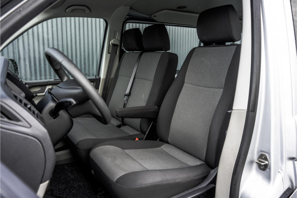 Volkswagen Transporter T6 Kombi 2.0TDI L2H1 | 9-Persoons | Incl. btw en bpm | Cruise | Airco | PDC | Euro 6 Volkswagen Transporter T6 Kombi 2.0TDI L2H1 | 9-Persoons | Incl. btw en bpm | Cruise | Airco | PDC | Euro 6