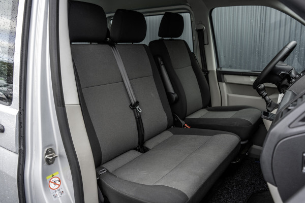 Volkswagen Transporter T6 Kombi 2.0TDI L2H1 | 9-Persoons | Incl. btw en bpm | Cruise | Airco | PDC | Euro 6 Volkswagen Transporter T6 Kombi 2.0TDI L2H1 | 9-Persoons | Incl. btw en bpm | Cruise | Airco | PDC | Euro 6