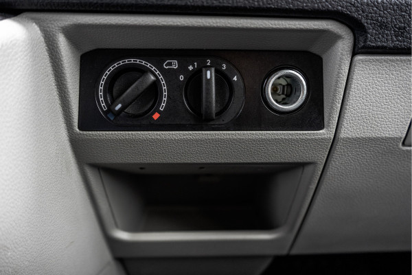 Volkswagen Transporter T6 Kombi 2.0TDI L2H1 | 9-Persoons | Incl. btw en bpm | Cruise | Airco | PDC | Euro 6 Volkswagen Transporter T6 Kombi 2.0TDI L2H1 | 9-Persoons | Incl. btw en bpm | Cruise | Airco | PDC | Euro 6