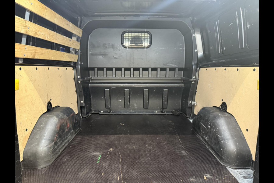 Ford Transit Custom 300 2.0 TDCI L2H1 Limited Dubbele Cabine Automaat Navi Airco 2 Schuifdeuren Trekhaak PDC Carplay DAB