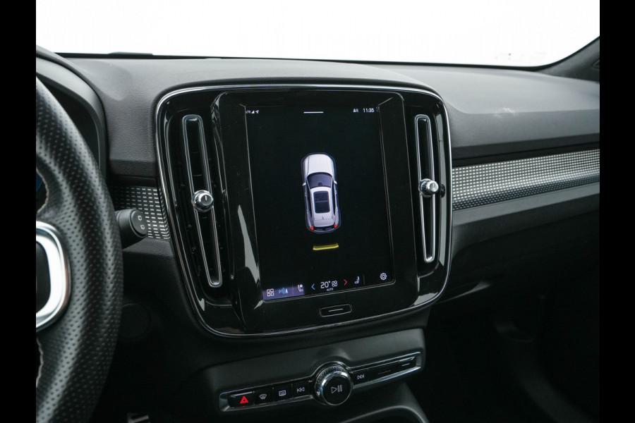 Volvo XC40 Recharge P8 AWD R-Design [ 3-Fase ] {SOH-89%} (INCL-BTW) *LEATHER-ALCANTARA | DIGI-COCKPIT | FULL-LED | PREMIUM-AUDIO | TOP-VIEW | CARPLAY | NAVI-FULLMAP | ECC | PDC | KEYLESS | HEATED-SPORTSEATS | BLIS | PRIVACY-GLASS | TOWBAR | 19 "ALU